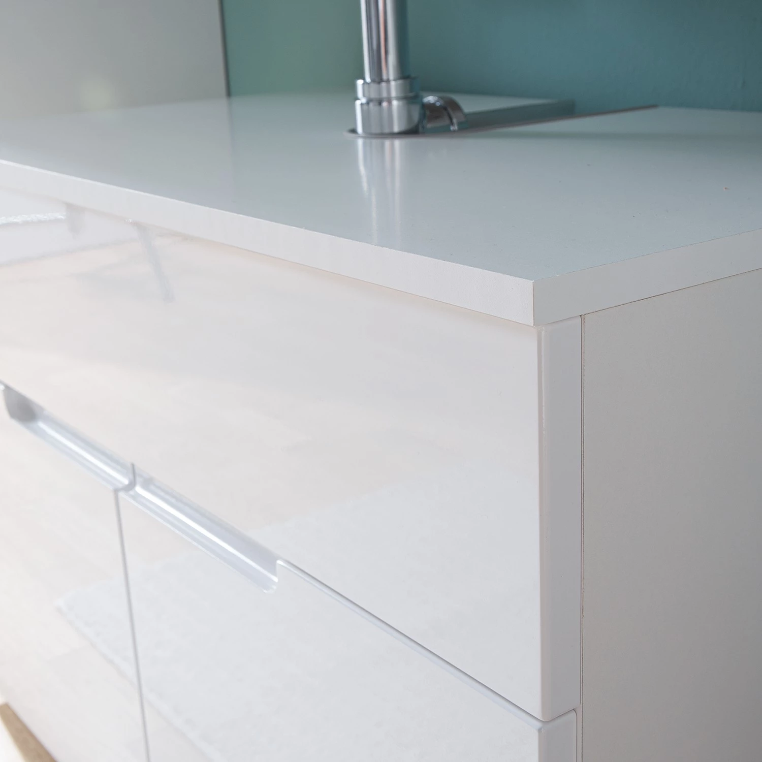 Fredriks Meuble sous-vasque Larado - Blanc brillant / Blanc 18 Fredriks Meuble sous-vasque Larado - Blanc brillant / Blanc – Image 16