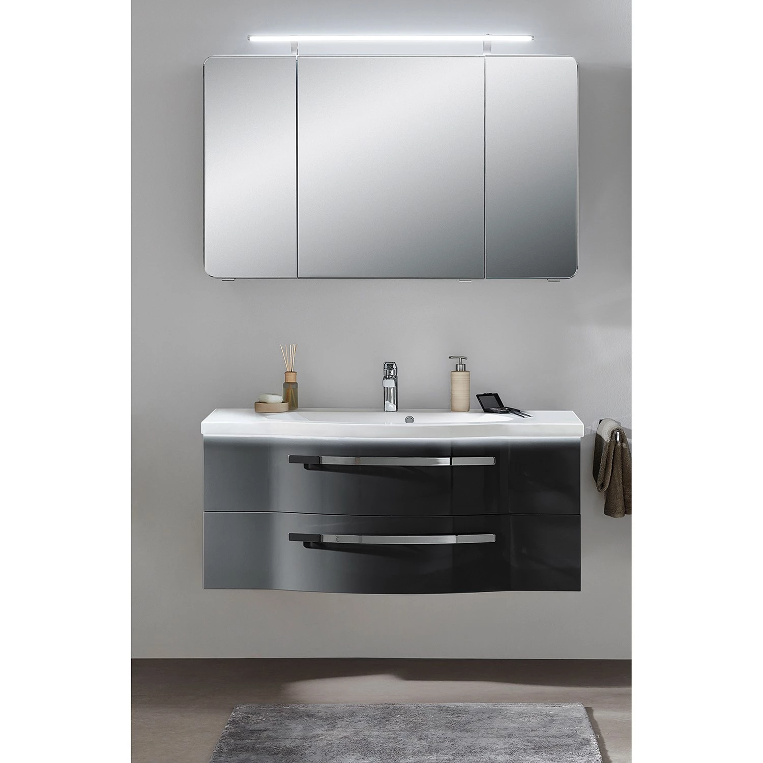 Pelipal Salle de bain 4005 XI (2 élém.) - Avec éclairage - Gris brillant 3 Pelipal Salle de bain 4005 XI (2 élém.) - Avec éclairage - Gris brillant