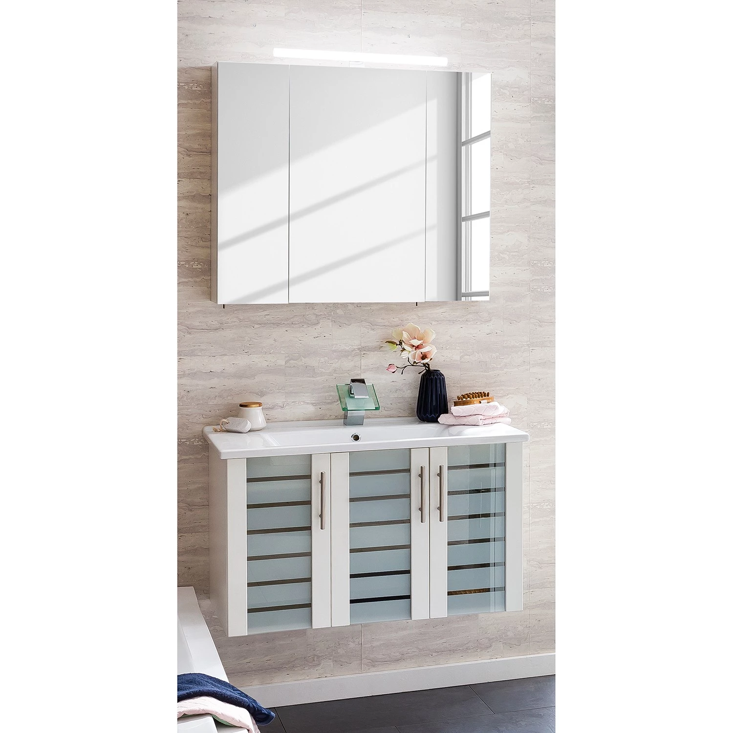 Schildmeyer Salle de bain Niko (3 éléments) - Éclairage inclus - Blanc 3 Schildmeyer Salle de bain Niko (3 éléments) - Éclairage inclus - Blanc