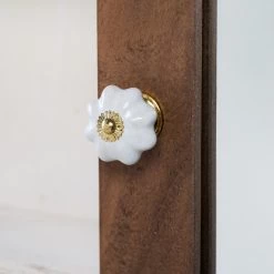 Wolf-Möbel Armoire de toilette Maison - Acacia massif - Acacia couleur pierre / Blanc cassé -Meubles de salle de bain Soldes 2022 1000257221 220406 065 DETAILS P000000001000257221