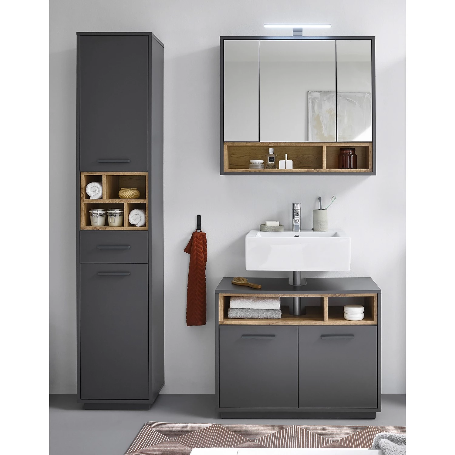 Giessbach Salle de bain Guardo III (3 éléments) - Avec éclairage intégré - Graphite 3 Giessbach Salle de bain Guardo III (3 éléments) - Avec éclairage intégré - Graphite