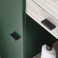 Norrwood Colonne de salle de bain Linen - Vert sapin / Imitation chêne Sanremo -Meubles de salle de bain Soldes 2022 1000344569 220427 031 DETAILS P000000001000344569